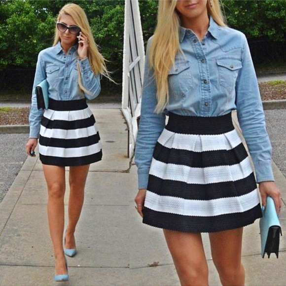 Ginger G Dresses & Skirts - 🔲 BLACK WHITE STRIPE MINI SKATER SKIRT!